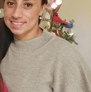 Meet your Posher, Marcela